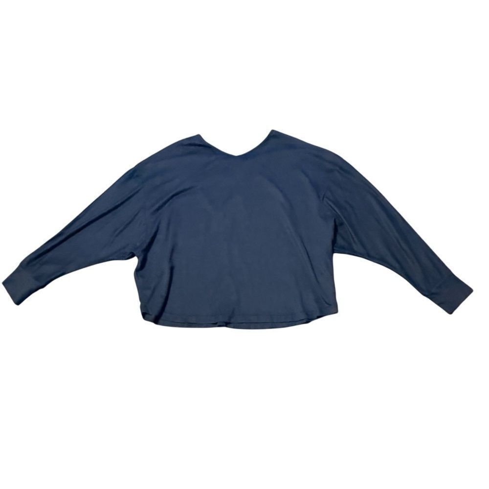 SHEIN Bundle of 2 Dolman Sleeve Tie Back Sweaters Dark Blue Lavender Size Large - Picture 2 of 11
